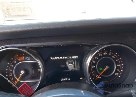 2021 Jeep Wrangler Unlimited Sahara Altitude 4X4 from USA, damaged, VIN 1C4HJXENXMW670526